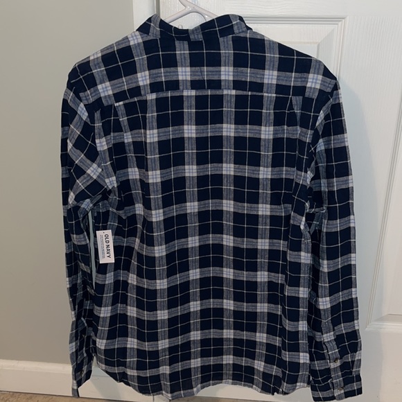 BRAND NEW Old Navy Blue Plaid Flannel - Picture 2 of 3